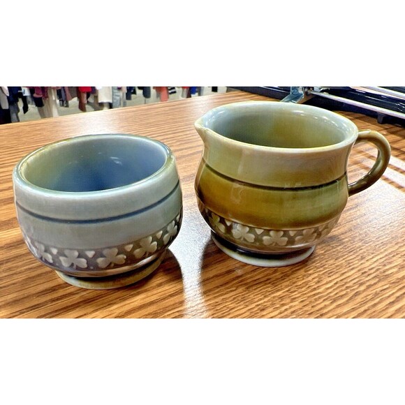 Vintage Irish Porcelain Made In Ireland small Creamer And Open Sugar - Picture 1 of 8